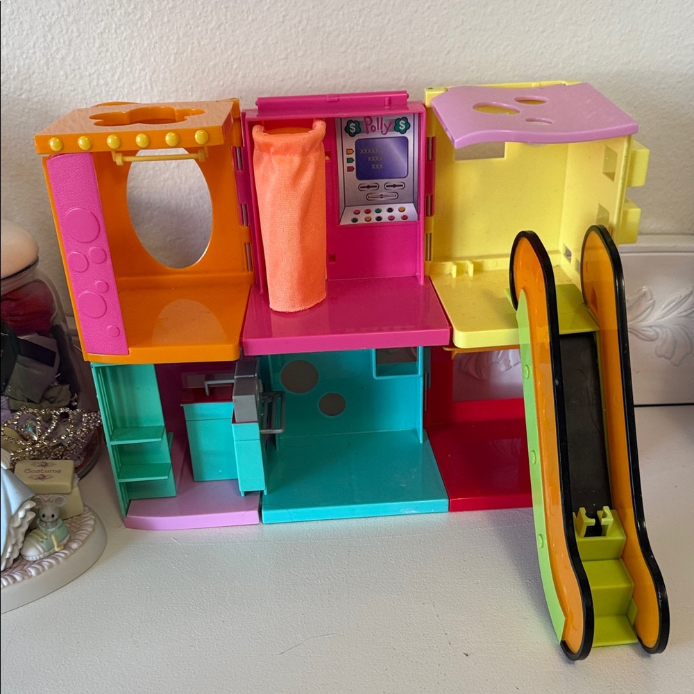 Polly pockets mall Playset with stairs